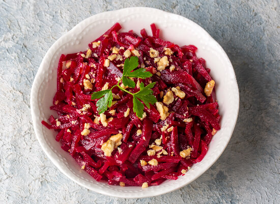 Pancarlı Yeşil Zeytin Salatası